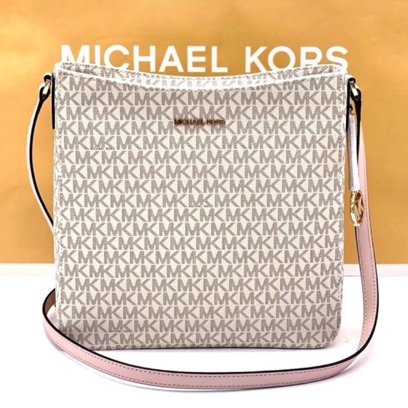 Michael Kors Large Messenger Crossbody Bag Powder Blush Multi - Picture 12 of 13